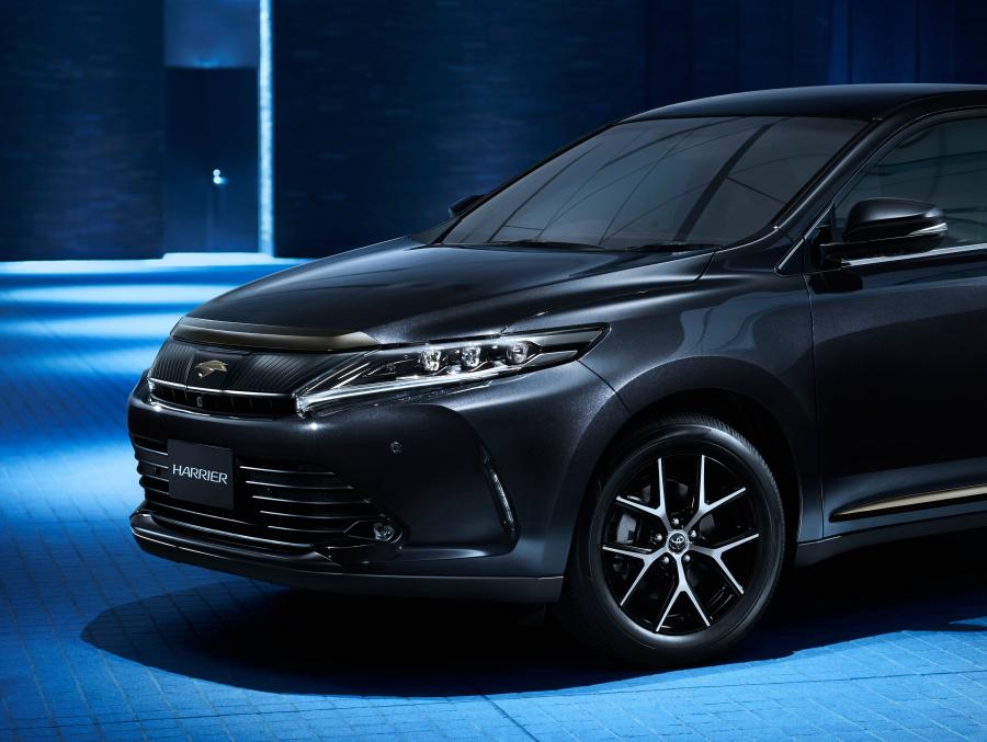 Детали экстерьера Toyota Harrier Progress Style Blueish 2018 года  (фото 5 из 5)